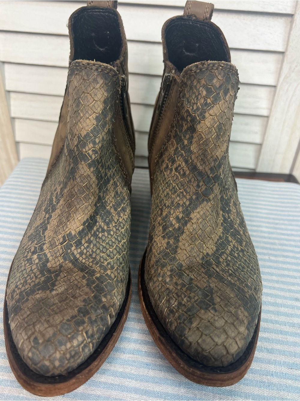LIBERTY Black Western Booties Snake-Print Leather Ankle Boots Boho - Picture 3 of 14